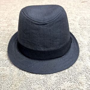 Children’s Place 1989 Large 2-4yr Black Plaid Hat with Black Ribbon